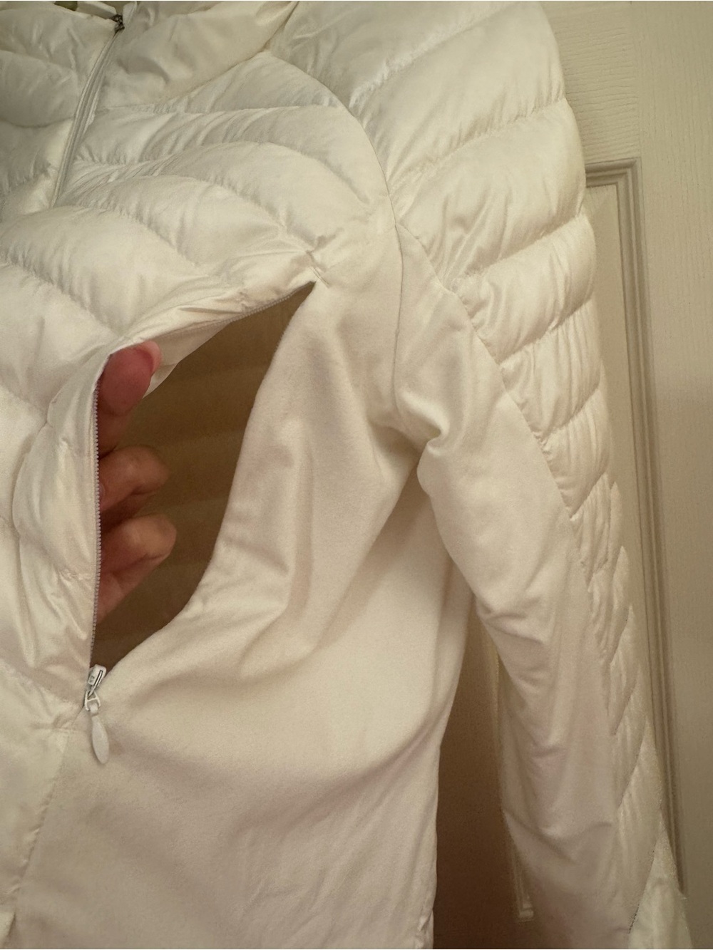 Lululemon Down For A Run Jacket II - Picture 13 of 13